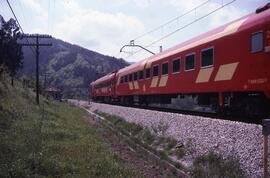 Automotores eléctricos de la serie 444 de RENFE, conocidos como electrotrenes, coches motores 9 -...