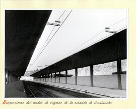 Suspensiones del andén de viajeros en la estación de Santander