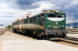 TÍTULO DEL ÁLBUM: Locomotoras eléctricas de la serie 289 de Renfe  (Ex 8900)