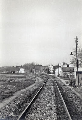 Entrada a la estación estación de Cardedeu, lado Llinás, de la línea de Barcelona a la Frontera, ...