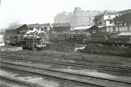 Locomotoras de vapor en el depósito de máquinas de la estación de Zaragoza - Campo del Sepulcro