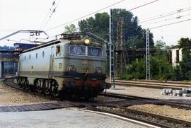 TÍTULO DEL ÁLBUM: RENFE 276
