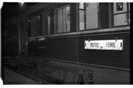Expreso de Madrid - Príncipe Pío - Avilés / Coruña / Ferrol, último tren de la noche, a punto de ...