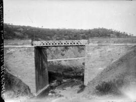 Puente metálico sobre el río Tamujar. Situado en el km 265,739 de la línea Alcázar-Manzanares-Cór...