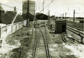 TÍTULO DEL ÁLBUM : Parte semestral de obras / Red Nacional de los Ferrocarriles Españoles. Vía y ...