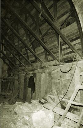 TÍTULO DEL ÁLBUM : Parte semestral de obras / Red Nacional de los Ferrocarriles Españoles. Vía y ...