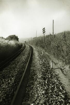 TÍTULO DEL ÁLBUM : Parte semestral de obras / Red Nacional de los Ferrocarriles Españoles. Vía y ...