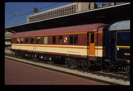 Coche restaurante R 12 - 12951 de la serie R 12 - 12900 de RENFE, procedente de la reforma en 199...
