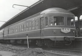 Tren eléctrico expreso Sakura: The Japanese National Railways = Los Ferrocarriles Nacionales Japo...