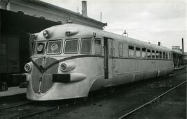 Automotor térmico diésel Fiat "Littorina" modernizado de la serie 9215 a 9220 de RENFE,...
