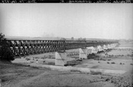 Puente viejo sobre el río Guadiana, en el p.k. 1,266 de la línea Mérida-Sevilla