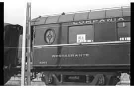 Coche restaurante WR 4067 de la Compañía Wagons Lits, construido por The Leeds Forge Co. Ltd en 1...