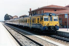 Automotores diésel de la serie 592, 593 y 596 de RENFE, conocidos como "Camellos"