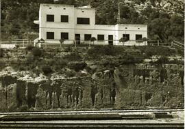 Viviendas de personal ferroviario junto a la estación de Garraf, perteneciente al proyecto de ele...