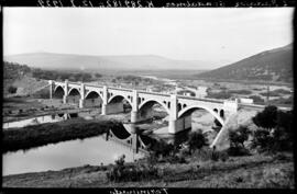 Sustitución del puente metálico sobre el río Guadalmez, en el km 289,182 de la línea de Madrid a ...