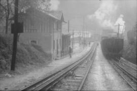 Estación de La Florida desde el plano inclinado de San Pedro de los Ferrocarriles de Langreo (Gij...