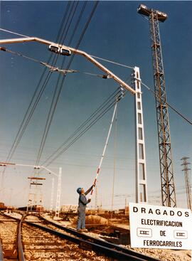 Obras de electrificación de ferrocarriles