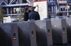 Canceladoras o validadoras de billetes de la estación de Madrid - Príncipe Pío