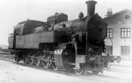 Locomotora de vapor tipo de rodaje 2102 (151 español) nº 524.135, de los ferrocarriles estatales ...