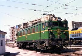 TÍTULO DEL ÁLBUM: Locomotoras eléctricas de la serie 279 de Renfe  (Ex 7900)