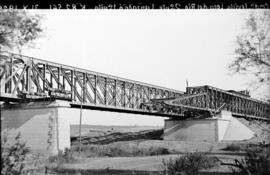 Puente sobre el río Guadalquivir a su paso por Lora del Río, en el km 82,561 de la línea Córdoba-...