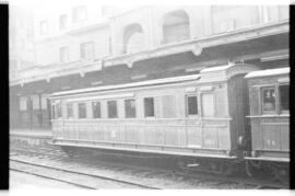 Coches del Fc. Vasco-Asturiano en el Tren especial para la Asociación de Amigos del Ferrocarril
