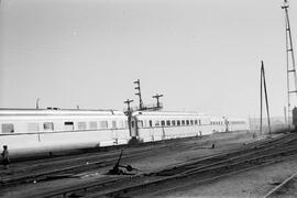 Automotores diésel TAF de la serie 595 de RENFE en la estación de Madrid - Atocha