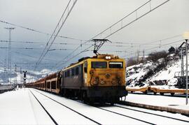 TÍTULO DEL ÁLBUM: Locomotoras eléctricas de la serie 289 de Renfe  (Ex 8900)