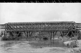 Puente de Arroyo de Despeñaperros V, situado en el km 281,808 de la línea de Manzanares a Córdoba...