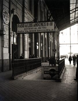 Estación de Madrid - Príncipe Pío de la línea de Madrid a Irún, también conocida como estación de...