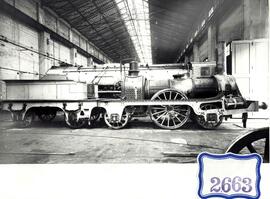 Locomotora de vapor "Mataró", en los talleres de la MTM en Barcelona, junto a San André...