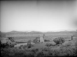 Puente de Guarrizas I, de dos tramos, en el km 283,743 de la línea de Manzanares a Córdoba, dentr...