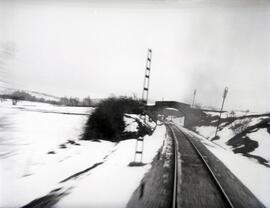 Vistas de la vía entre Mave y Alar del Rey, de la línea Palencia a Santander
