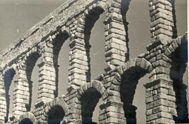 Vista parcial del acueducto de Segovia, tomada durante los actos inaugurales de la nueva sección ...