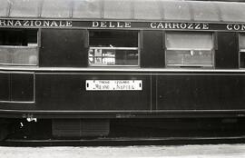 Coche restaurante 4269 de la Compañía Internacional Wagons Lits formando parte de una composición...