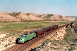 Locomotora eléctrica 7706 de la serie 7700 (Renfe 277)