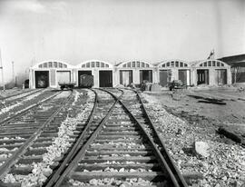 Construcción del nuevo depósito de automotores de la estación de Madrid - Cerro Negro de la línea...