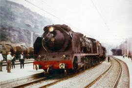 Locomotora de vapor serie 241 rodaje tipo "Montaña" (serie RENFE 241F-2201 a 2257) (ser...