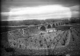 Puente de Marcilla sobre el río Aragón, en el km 111,242 de la línea de Zaragoza a Alsasua