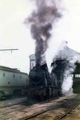 Locomotora de vapor serie 240