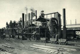 Hornos altos de la fábrica metalúrgica de Sagunto