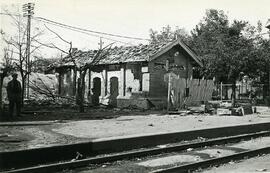 Estación de Villaverde Bajo de la línea de Madrid a Alicante tras los bombardeos sufridos durante...