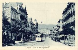 Postal de la calle de Policarpo Sanz de Vigo, con tranvía de los Tranvías Eléctricos de Vigo S.A.