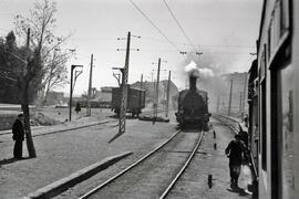 Composiciones de viajeros y mercancías en la estación de Gérgal de la línea de Linares a Almería,...