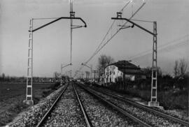 Doble vía electrificada en el trayecto entre Mollet y Montmeló, p.k. 127,000 de la línea de Barce...