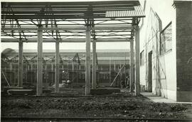 Nuevos talleres de material fijo, en la estación de Valladolid - Campo Grande. Línea de Madrid a ...