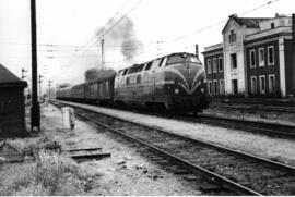 Locomotora 4002 (serie 340) en Mora la Nova