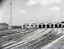 Construcción del nuevo depósito de automotores de la estación de Madrid - Cerro Negro de la línea...