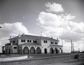 Estación de La Rinconada. Edificio de viajeros, fachada anterior