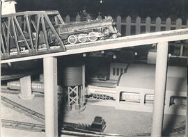 Maqueta de locomotora de vapor